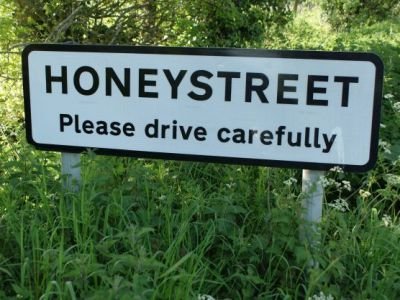 woodbourgh honeystreet road sign